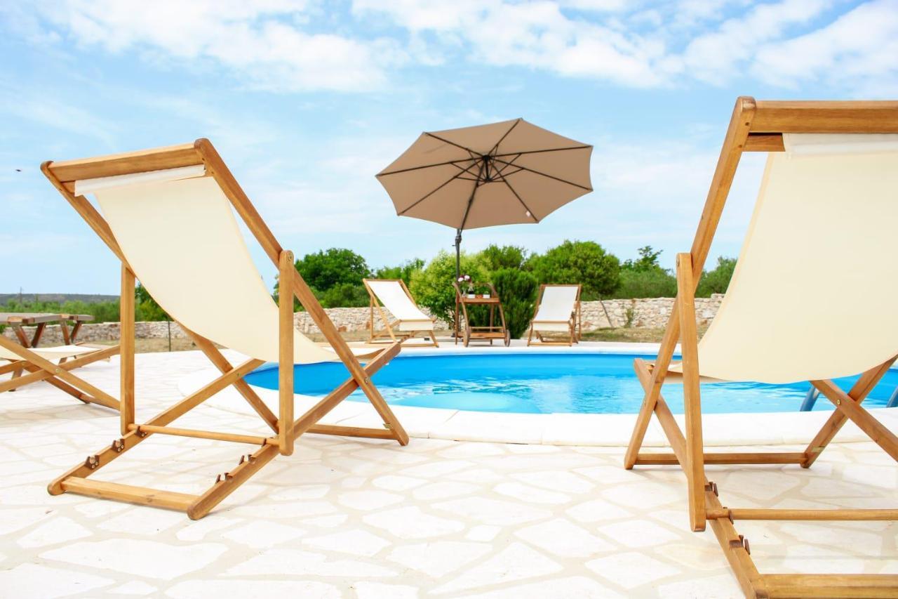 Villa Stone Pearl With Heated Swimming Pool Свети свети Филип и Яков Екстериор снимка