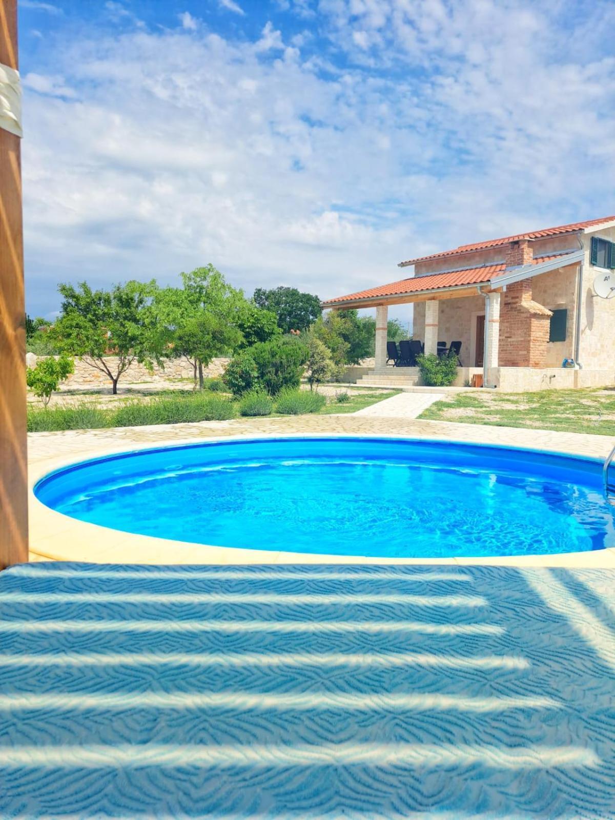 Villa Stone Pearl With Heated Swimming Pool Свети свети Филип и Яков Екстериор снимка